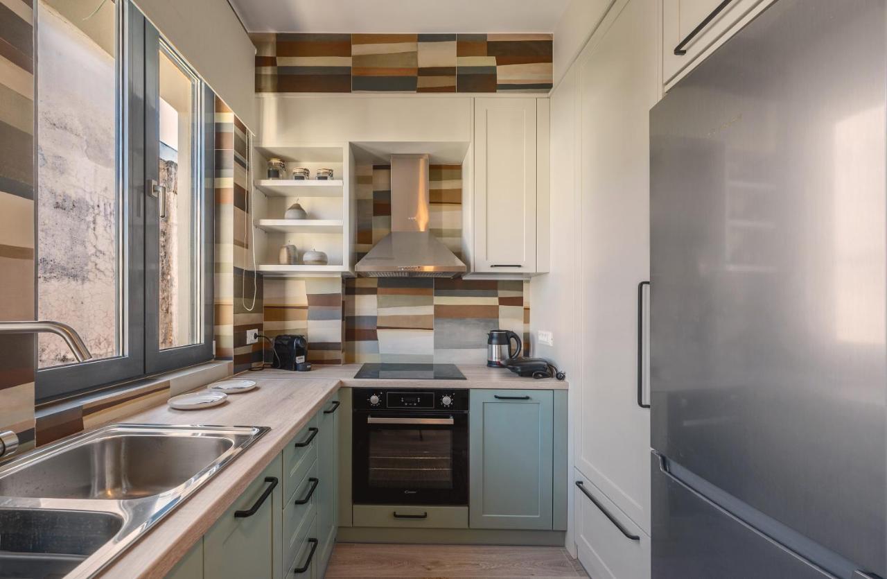 Enigma, A Lux And Boho City Apartment Downtown Preveza Bagian luar foto